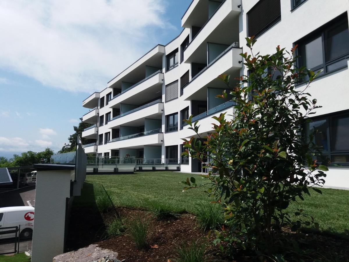 Top 5 Alpe Maritima - Traumhafte Ferienwohnung Mit Seeblick Und Bergkulisse Am Ossiacher See Annenheim Esterno foto