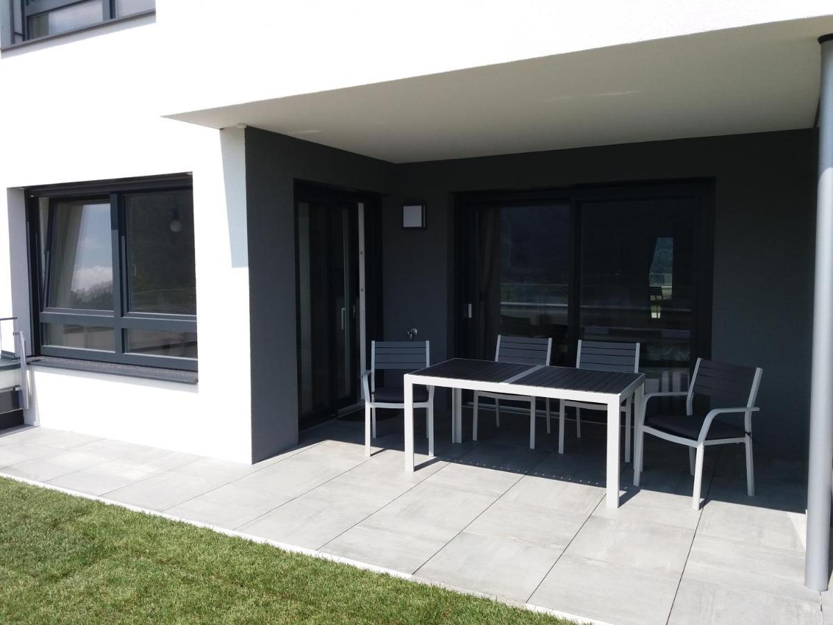 Top 5 Alpe Maritima - Traumhafte Ferienwohnung Mit Seeblick Und Bergkulisse Am Ossiacher See Annenheim Esterno foto